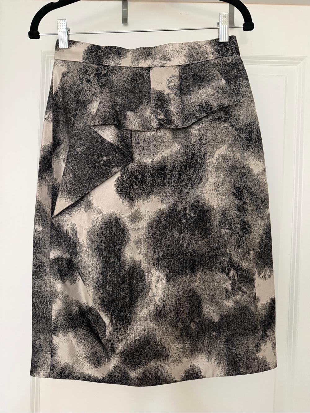 Lela Rose Abstract Print Ruffle Draped Pencil Skirt Black Ivory